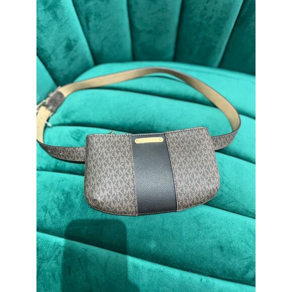 Michael Kors Jet Set Belt Bag Fanny Pack Crossbody Waist Bag Gold Logo Black - Picture 2 of 4